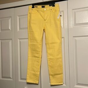 New Talbot’s yellow jeans